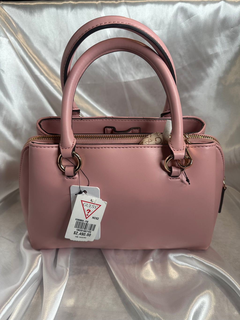 BOLSA GUESS CON CUBRE POLVO